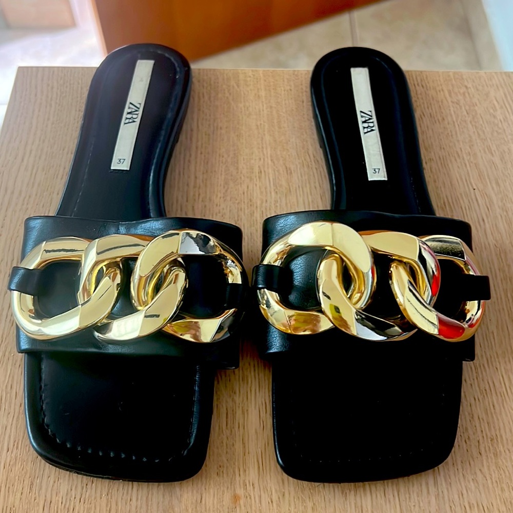Chain flats